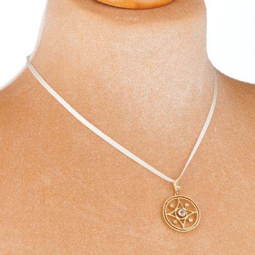 15CT GOLD AQUAMARINE AND PEARL CIRCULAR PENDANT - ADDITIONAL PHOTO 1
