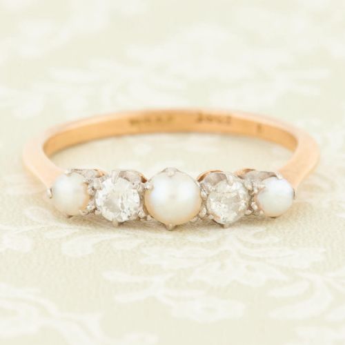 18ct gold pearl diamond 5 stone ring - CATEGORY: ANTIQUE JEWELLERY - DATED 1940