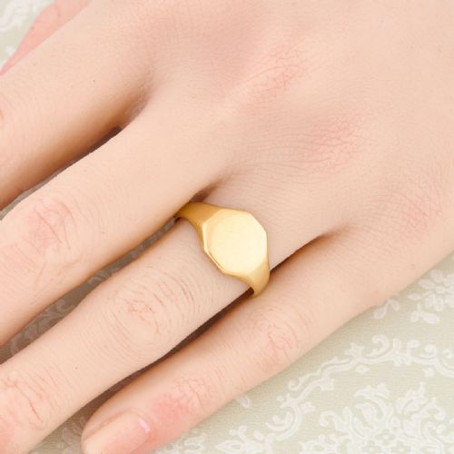 18CT GOLD OCTAGONAL SIGNET RING - ADDITIONAL PHOTO 1