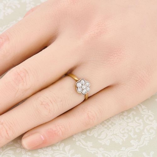 ANTIQUE 18CT GOLD DIAMOND DAISY CLUSTER RING SMALL SIZE - ADDITIONAL PHOTO 1