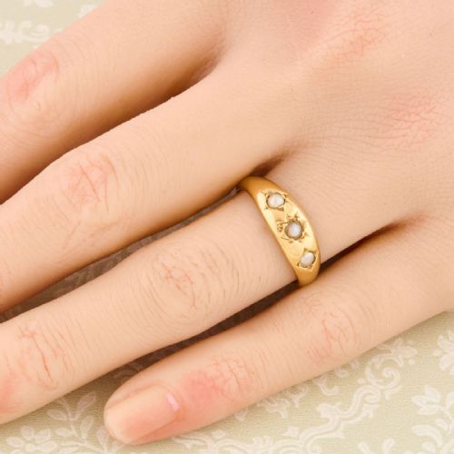 ANTIQUE 18CT GOLD 3 STONE PEARL GYPSY RING - ADDITIONAL PHOTO 1