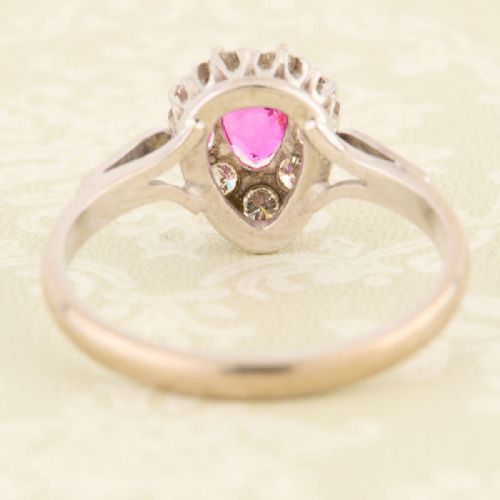 18CT WHITE GOLD PEAR RUBY DIAMOND CLUSTER RING - ADDITIONAL PHOTO 4