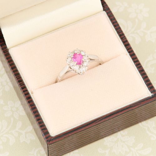 18CT WHITE GOLD PEAR RUBY DIAMOND CLUSTER RING - ADDITIONAL PHOTO 6
