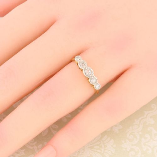 18CT GOLD 5 STONE DIAMOND RING 024 CARAT - ADDITIONAL PHOTO 1