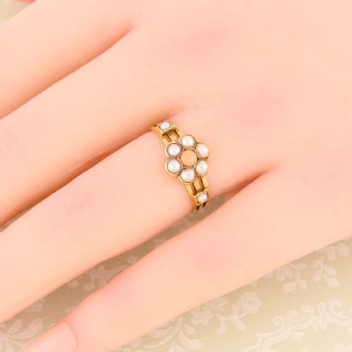 15CT GOLD CORAL PEARL DAISY CLUSTER RING - ADDITIONAL PHOTO 1