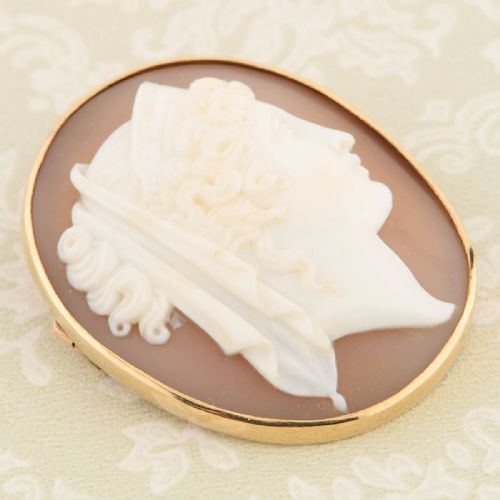9CT GOLD CAMEO BROOCH - ADDITIONAL PHOTO 2