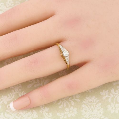 18CT GOLD SOLITAIRE DIAMOND RING - ADDITIONAL PHOTO 1