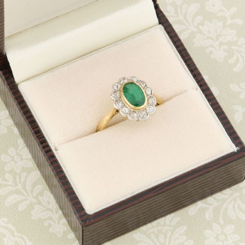 ART DECO 18CT GOLD EMERALD DIAMOND CLUSTER RING - ADDITIONAL PHOTO 6