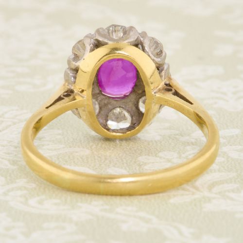 18CT GOLD RUBY DIAMOND CLUSTER RING 1950S - ADDITIONAL PHOTO 4