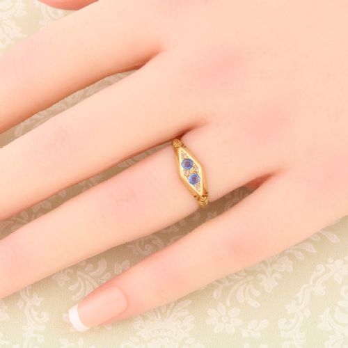 18CT GOLD SAPPHIRE DIAMOND DRESS RING - ADDITIONAL PHOTO 1