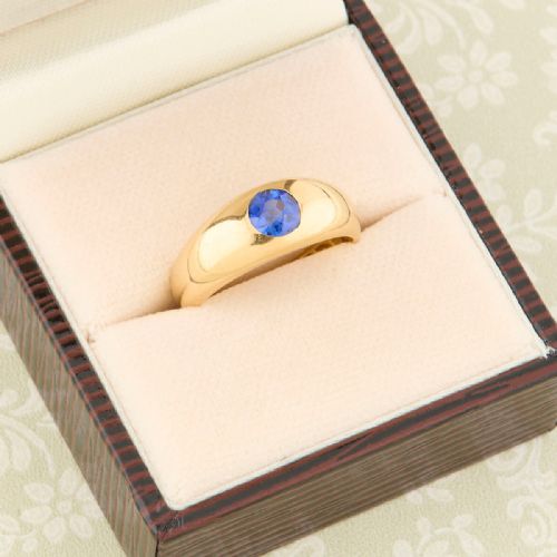 18CT GOLD SIMULATED SAPPHIRE GYPSY RING - ADDITIONAL PHOTO 7