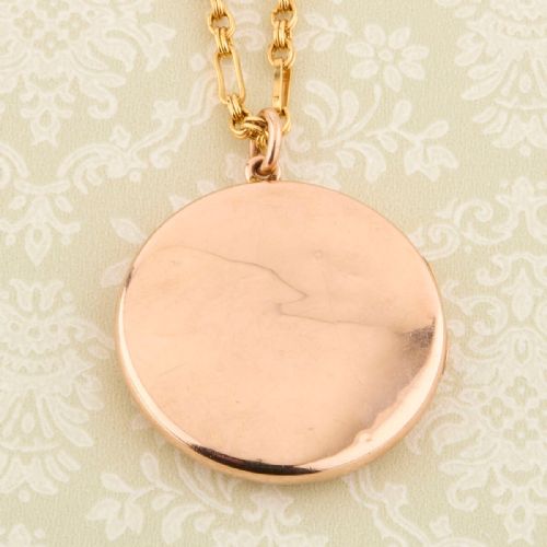 9CT GOLD ROUND LOCKET WITH FIGARO CHAIN - ADDITIONAL PHOTO 1