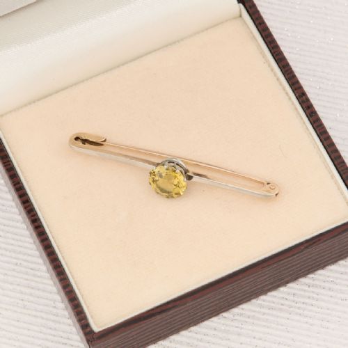 15CT GOLD CHYRSOBERYL BAR BROOCH - ADDITIONAL PHOTO 7