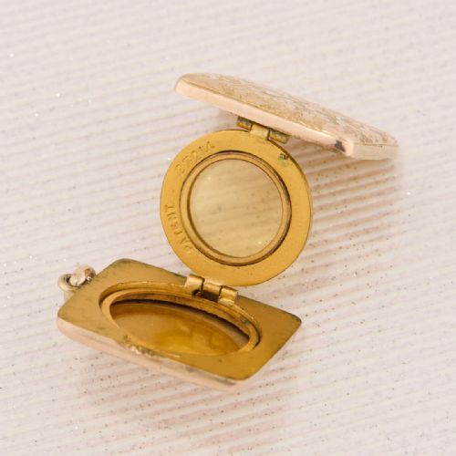 ROLLED GOLD 4 PHOTO FAMILY LOCKET - ADDITIONAL PHOTO 7