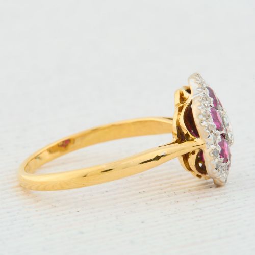 18CT GOLD RUBY DIAMOND FLORAL CLUSTER RING - ADDITIONAL PHOTO 3