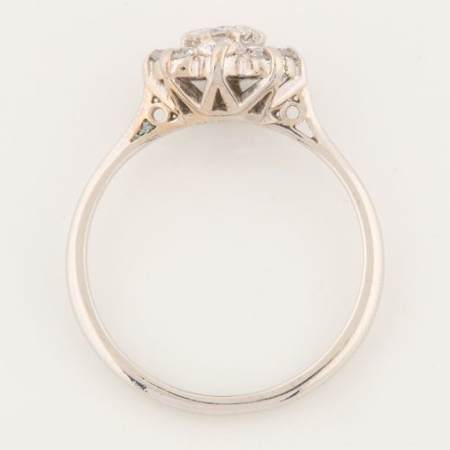 18CT WHITE GOLD DIAMOND DAISY CLUSTER RING 065 CARAT - ADDITIONAL PHOTO 5
