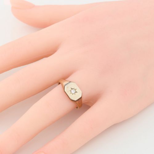 9CT GOLD DIAMOND SIGNET RING 19221923 SIZE S - ADDITIONAL PHOTO 1