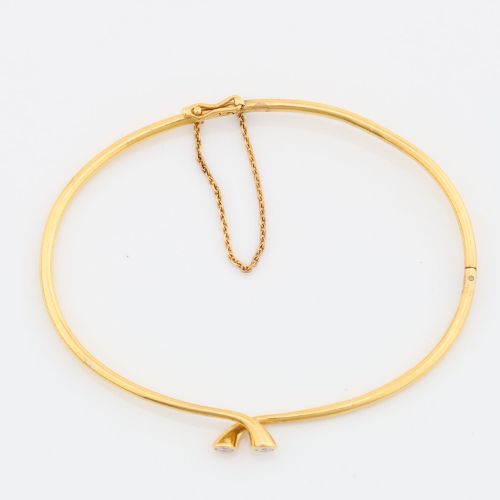 18CT GOLD DIAMOND CROSSOVER BANGLE - ADDITIONAL PHOTO 2