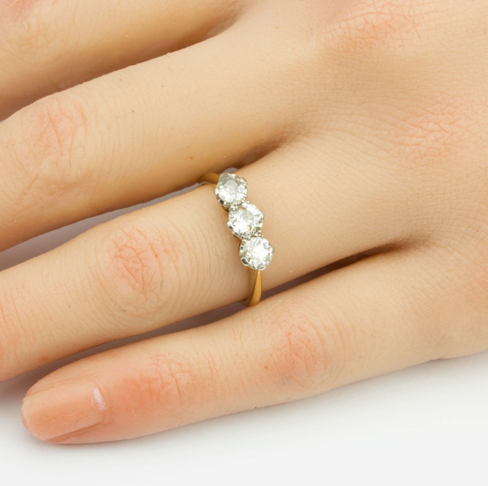 Edwardian 18ct Gold 1 Carat 3 Stone Diamond Ring View VII
