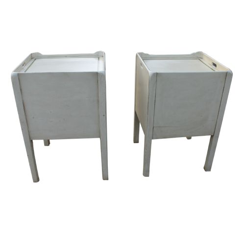 A MATCHED PAIR OF GEORGIAN TAMBOUR FRONTED BEDSIDE CUPBOARDS - ADDITIONAL PHOTO 2
