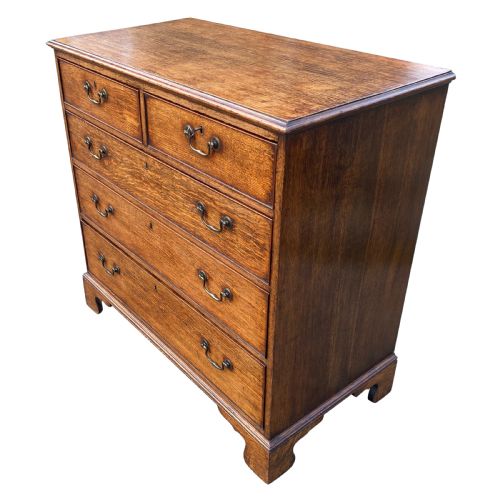 GEORGE III SOLID OAK CHEST OF DRAWERS WITH ORIGINAL SWAN NECK HANDLES - ADDITIONAL PHOTO 2