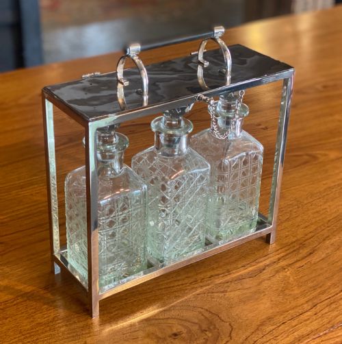 early 20th century sol goldfeder silver plated tantalus in fine condition - CATEGORY: ANTIQUE GLASS - DATED EDWARDIAN