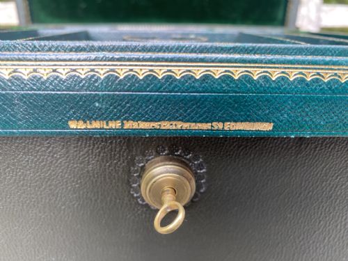 19TH CENTURY LEATHER BOUND LADIES JEWELLERY BOX OR CASKET BY W J MILNE MAKERS EDINBURGH - ADDITIONAL PHOTO 1
