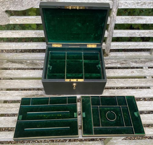 19TH CENTURY LEATHER BOUND LADIES JEWELLERY BOX OR CASKET BY W J MILNE MAKERS EDINBURGH - ADDITIONAL PHOTO 5