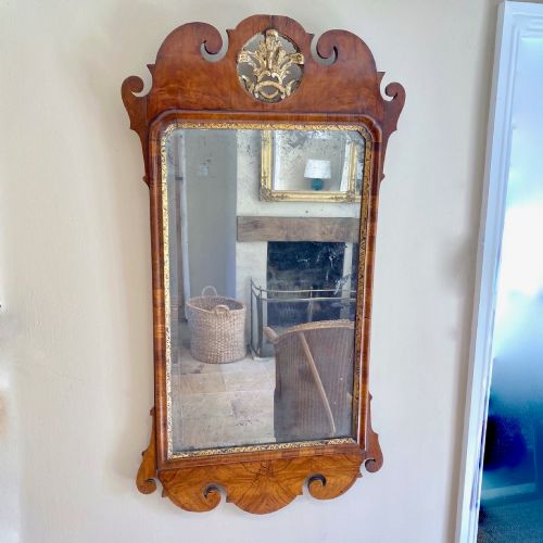 GEORGIAN GEORGE II WALNUT GILT MIRROR - ADDITIONAL PHOTO 2