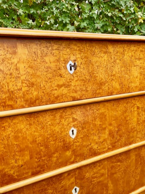 MID 19TH CENTURY SWEDISH BIRCH CHEST OF FOUR STRAIGHT DRAWERS - ADDITIONAL PHOTO 3