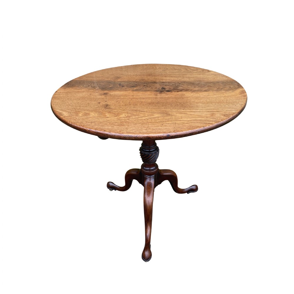 Georgian Solid Mahogany Tripod Tilt Top Circular Side Table / Supper Table