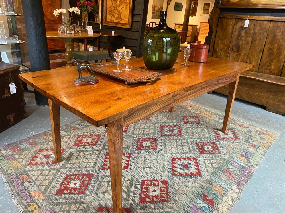 Rare Anglo Indian Solid Rosewood Dining Table Made With Only Four Planks Of Wood c. 1920 View III