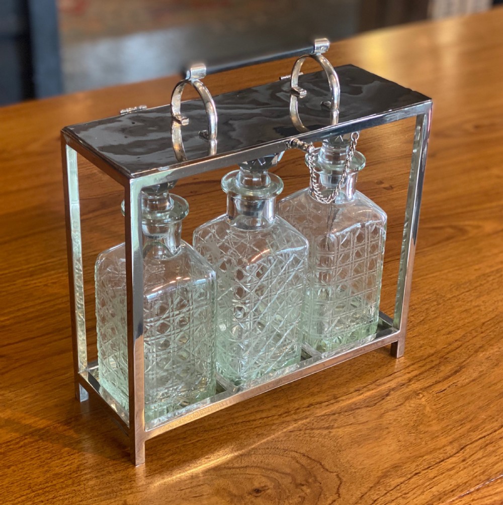 Early 20th Century Sol Goldfeder Silver Plated Tantalus In Fine Condition