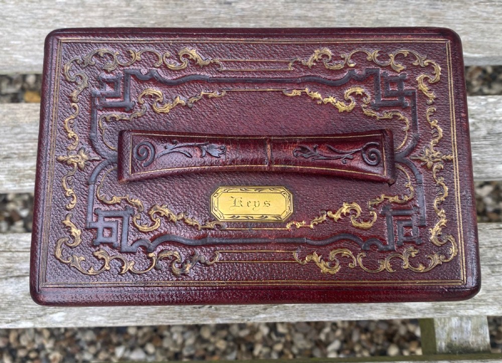 Small 19th Century Leather Bound Jewellery Box Or Key Box View XI