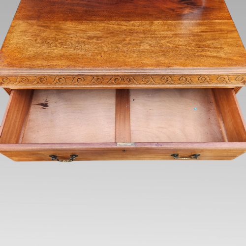 CHARMING ANTIQUE 19TH CENTURY VICTORIAN MAHOGANY CHEST OF DRAWERS - ADDITIONAL PHOTO 5