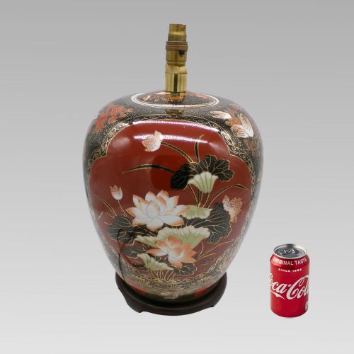 Large Red Floral Vintage Chinese Oriental Satsuma Style Bulbous Vase Table Lamp