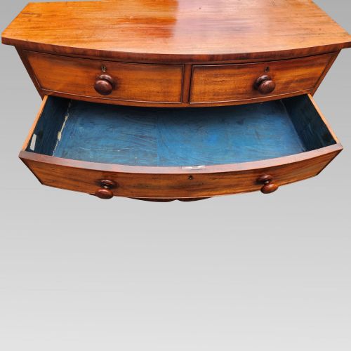 FABULOUS ANTIQUE VICTORIAN MAHOGANY CHEST OF DRAWERS BOW FRONT TURNED HANDLES - ADDITIONAL PHOTO 2