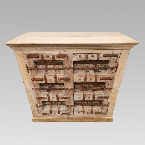 FABULOUS UNIQUE HIGH QUALITY ANTIQUE INDIAN RECLAIMED TEAK STORAGE CUPBOARD - ADDITIONAL PHOTO 2