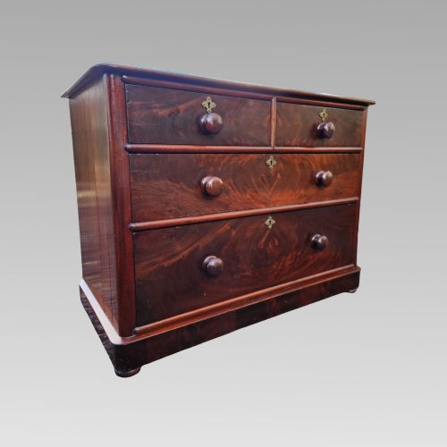 Fabulous Antique Victorian Mahogany Chest of Drawers