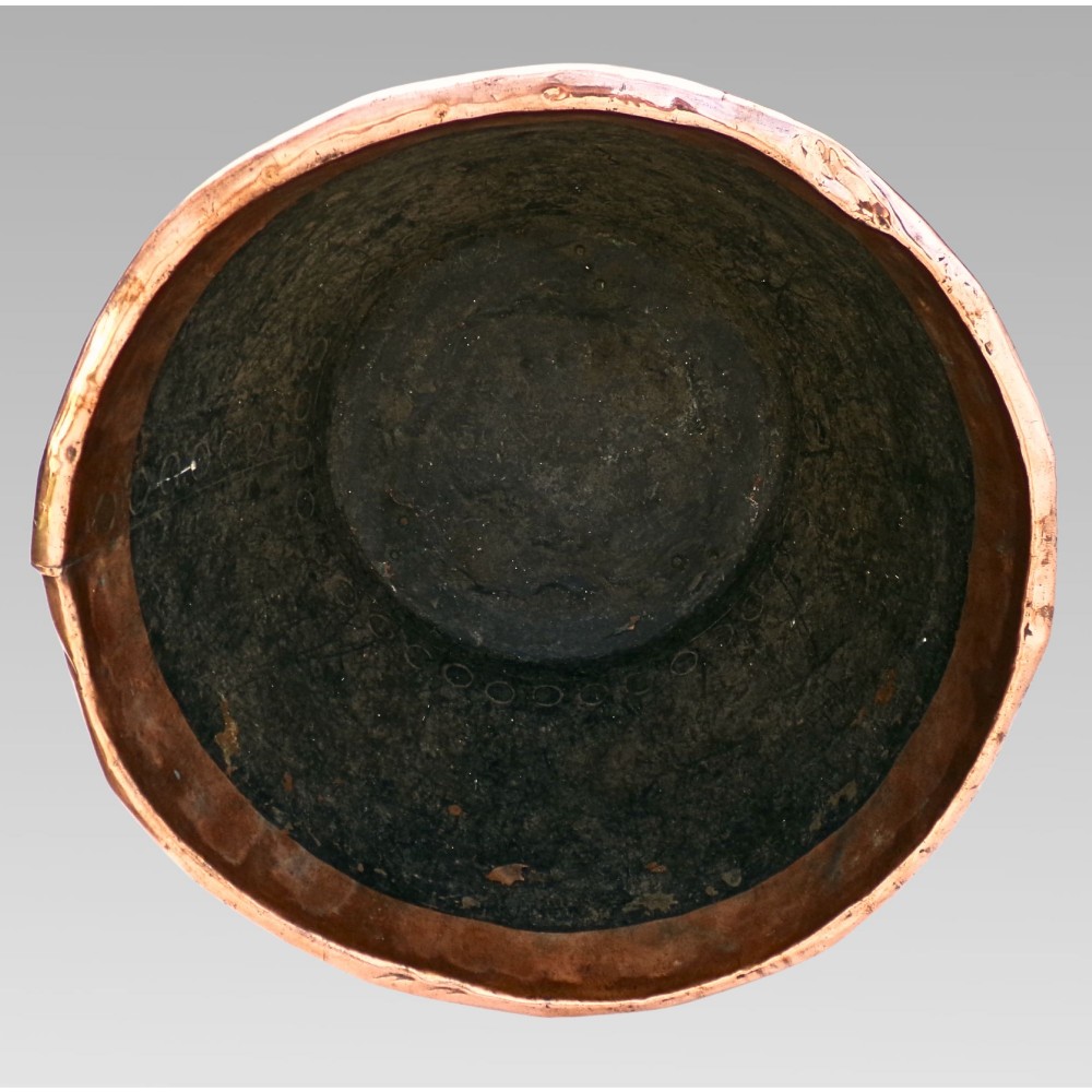 Exceptional Antique 19th Century Copper Riveted Brass Claw Feet Log Bucket, Coal View VII