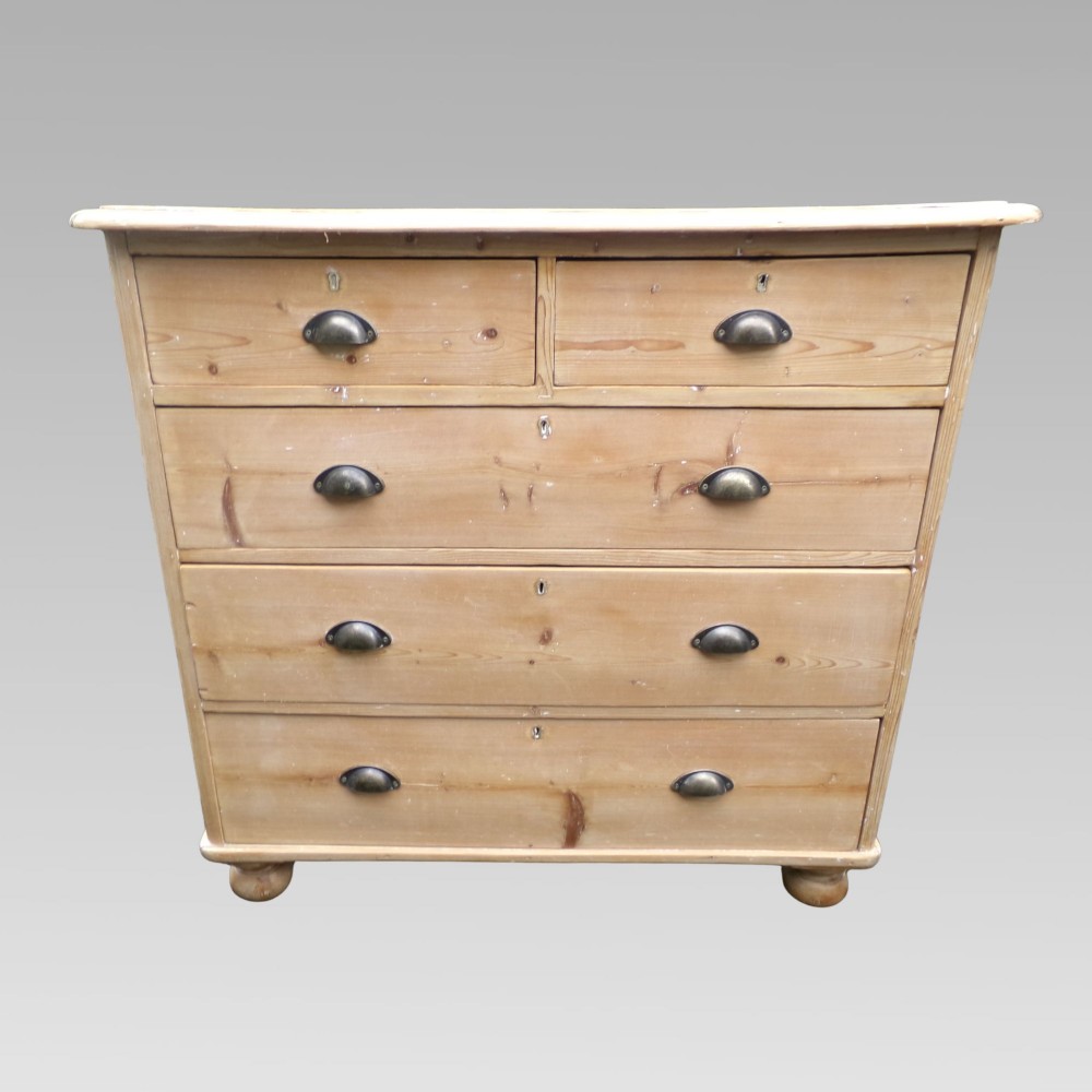 Charming Antique 19th Century Victorian Pine Chest of Drawers