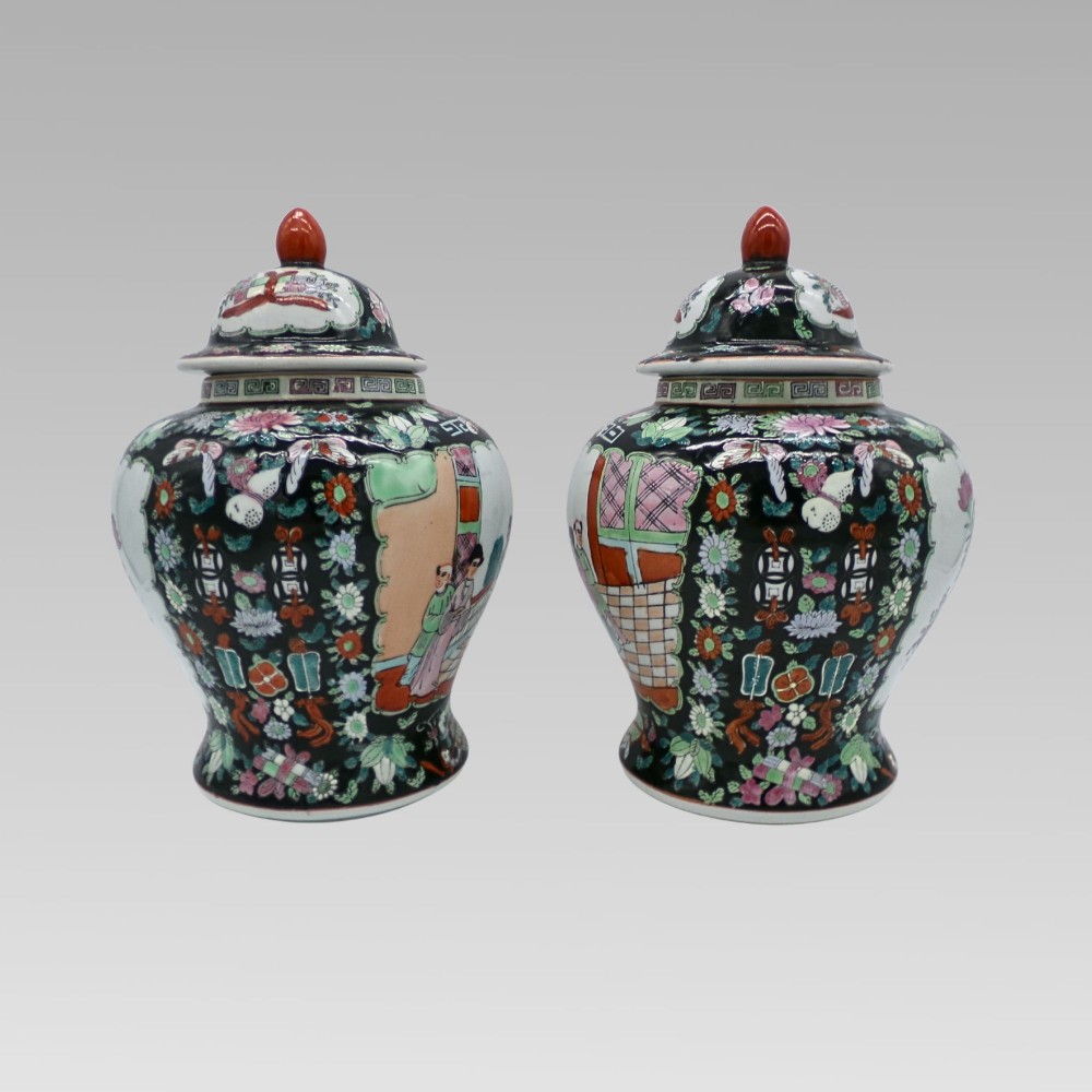 Stunning Chinese Famille Noir Oriental Hand Painted Lidded Ginger Spice Jar Urns View III