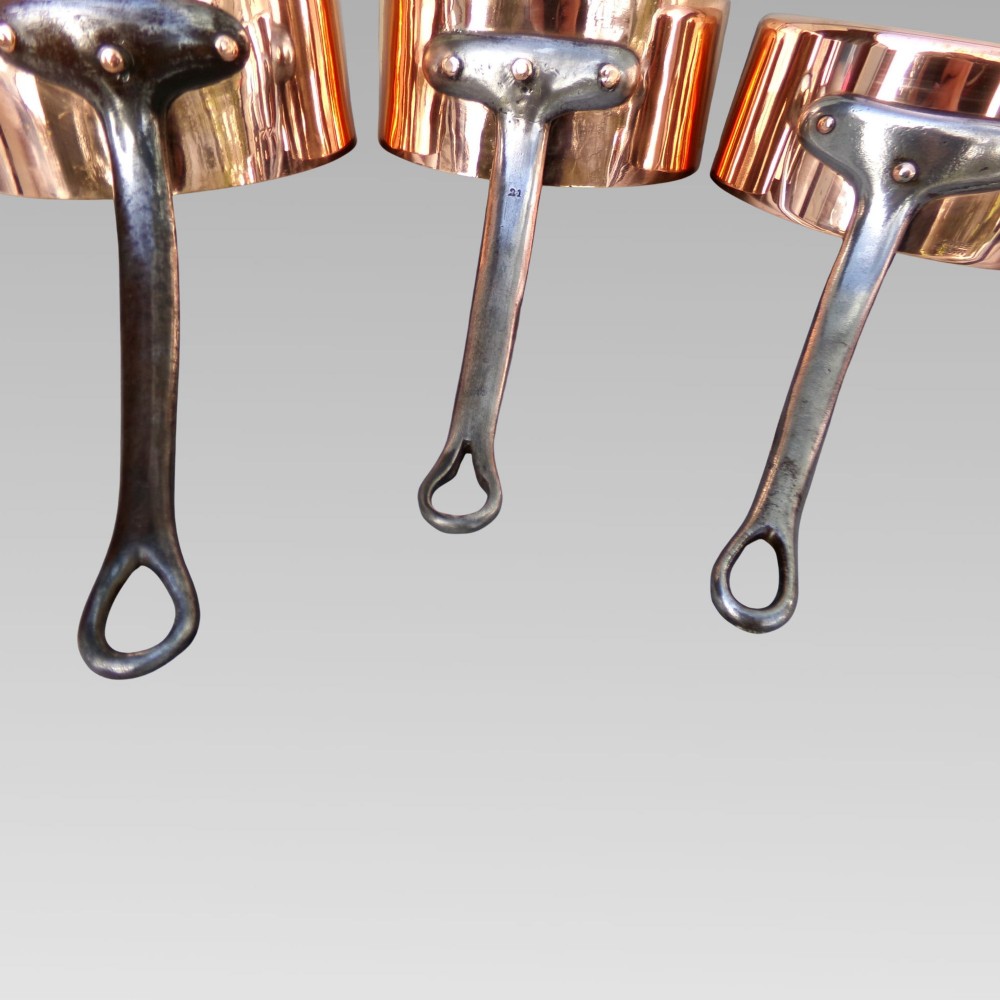 Stunning Vintage French Set of 7 Graduated Copper & Iron Cooking Saucepans Pans View IV