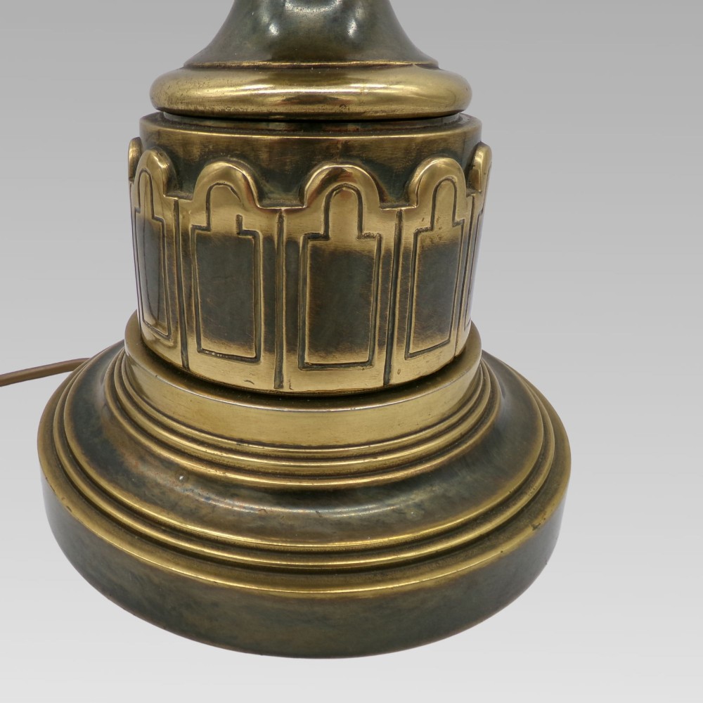 Stunning Large Proportioned Vintage English Brass Holywood Regency Table Lamp View II