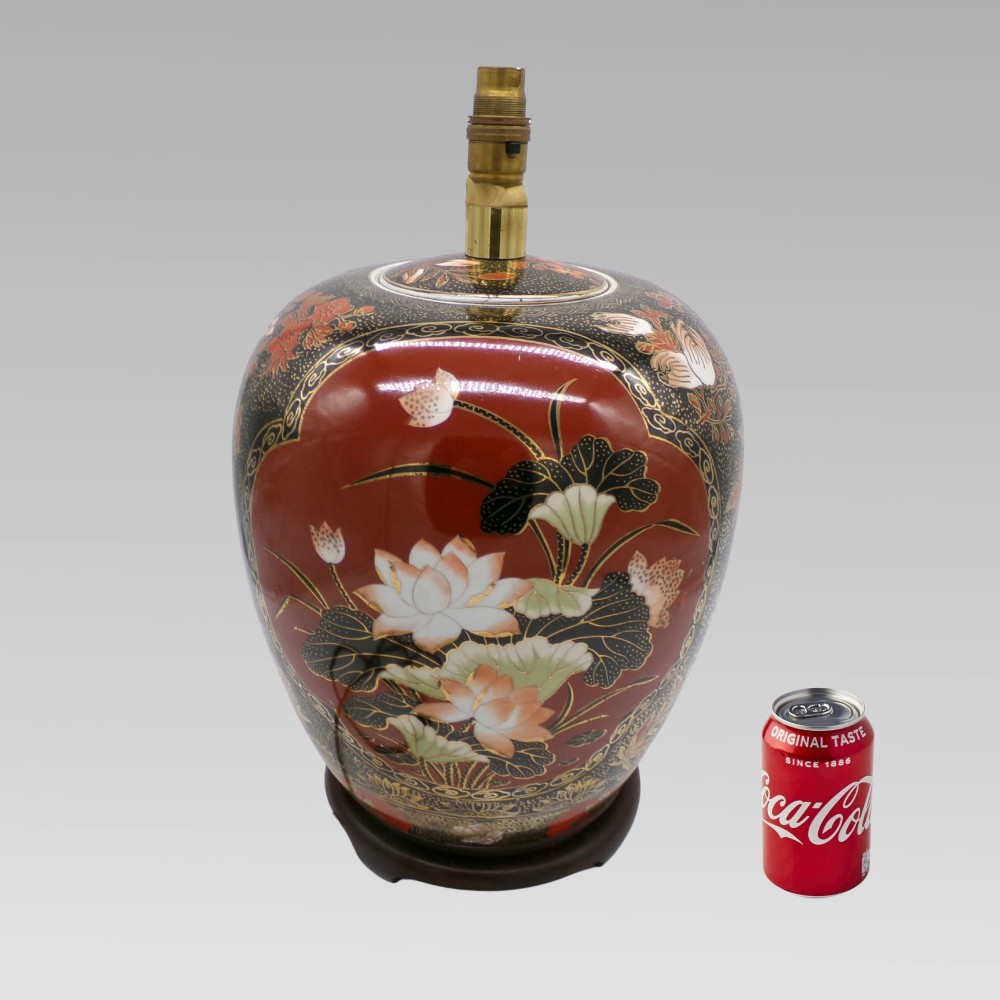 Large Red Floral Vintage Chinese Oriental Satsuma Style Bulbous Vase Table Lamp