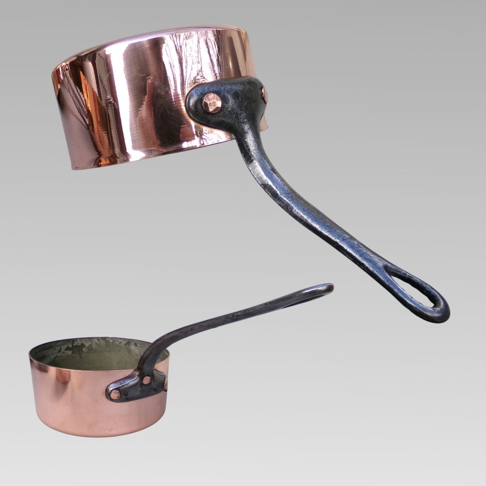Stunning Vintage French Set of 5 Graduated Copper & Iron Cooking Saucepans Pans View III