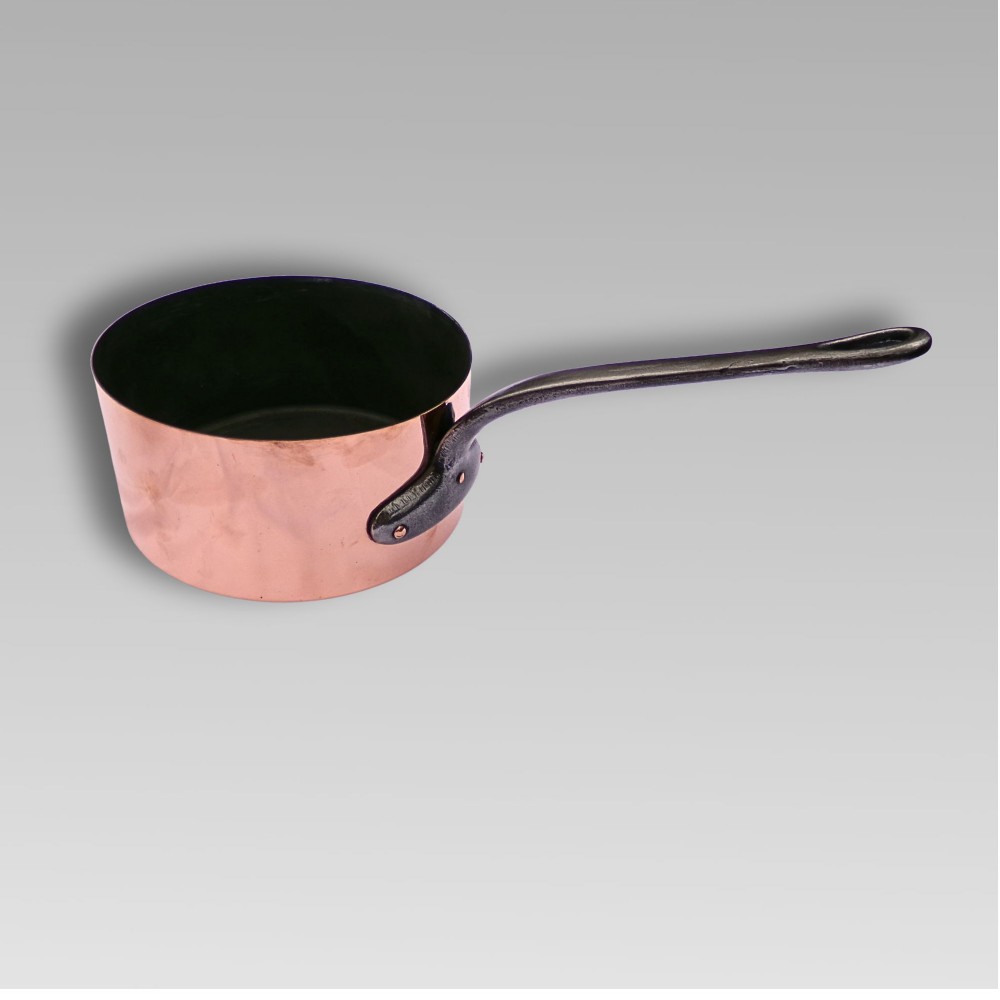 Stunning Vintage French Set of 5 Graduated Copper & Iron Cooking Saucepans Pans View IV