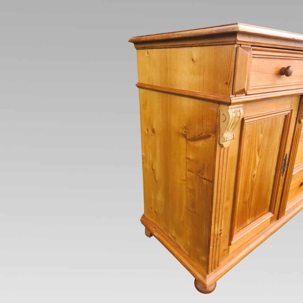 Exceptional Quality Antique Pitched Pine Kitchen Dresser Sideboard View VI