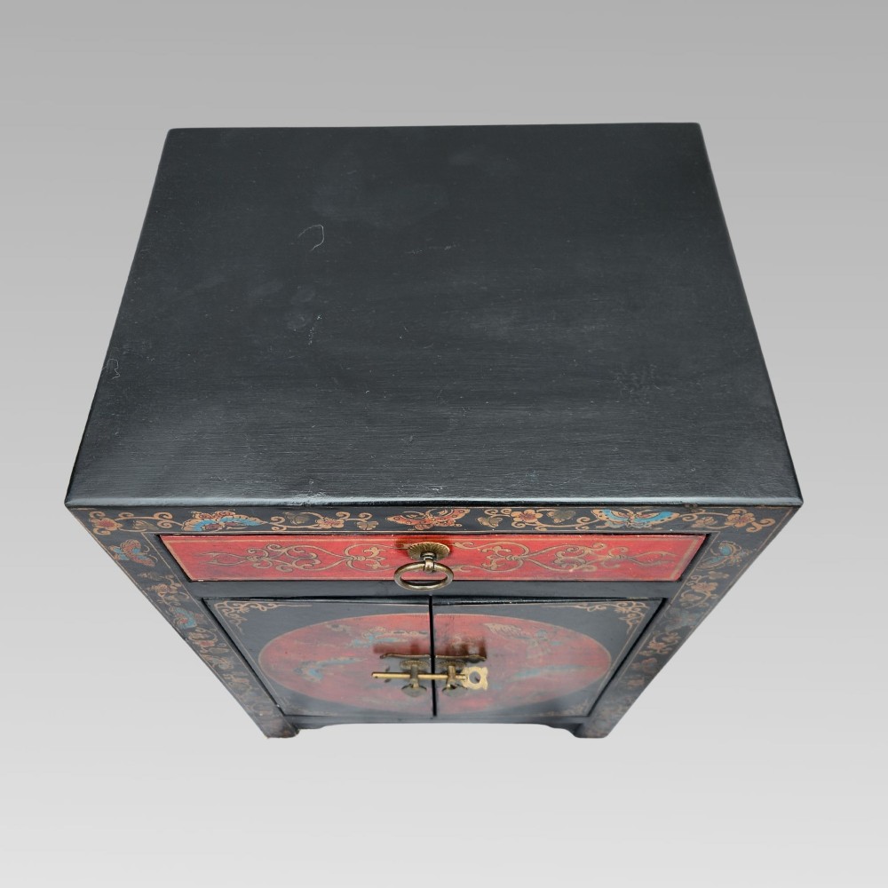 Fabulous Chinese Oriental Chinoiserie Bedside Storage Cabinet Cupboard View VI