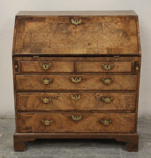 An Mid 18th Century Georgian Burr Walnut Bureau.